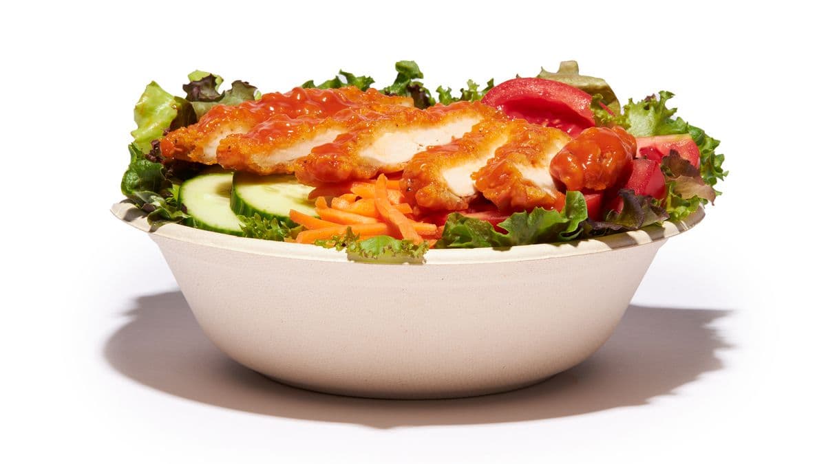 Crispy Buffalo Chicken Salad 530 cals