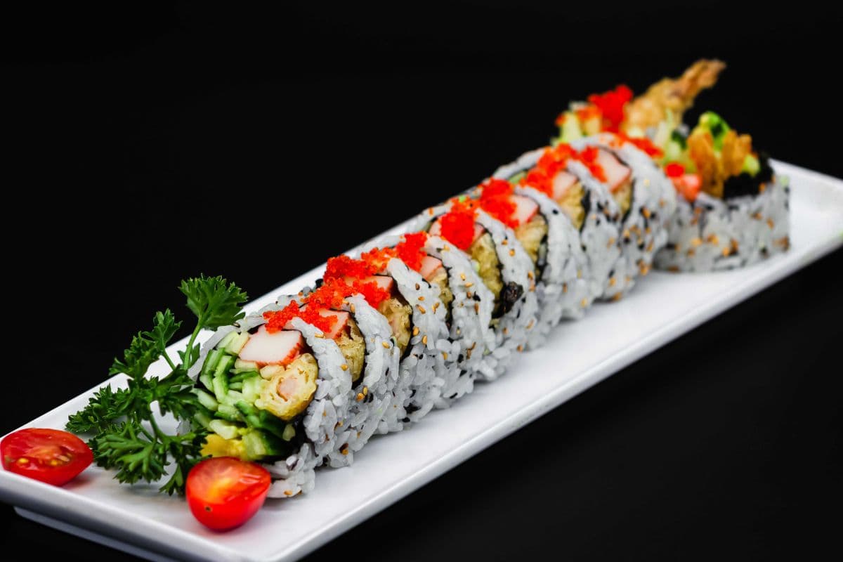 Dynamite Roll (10 pcs)