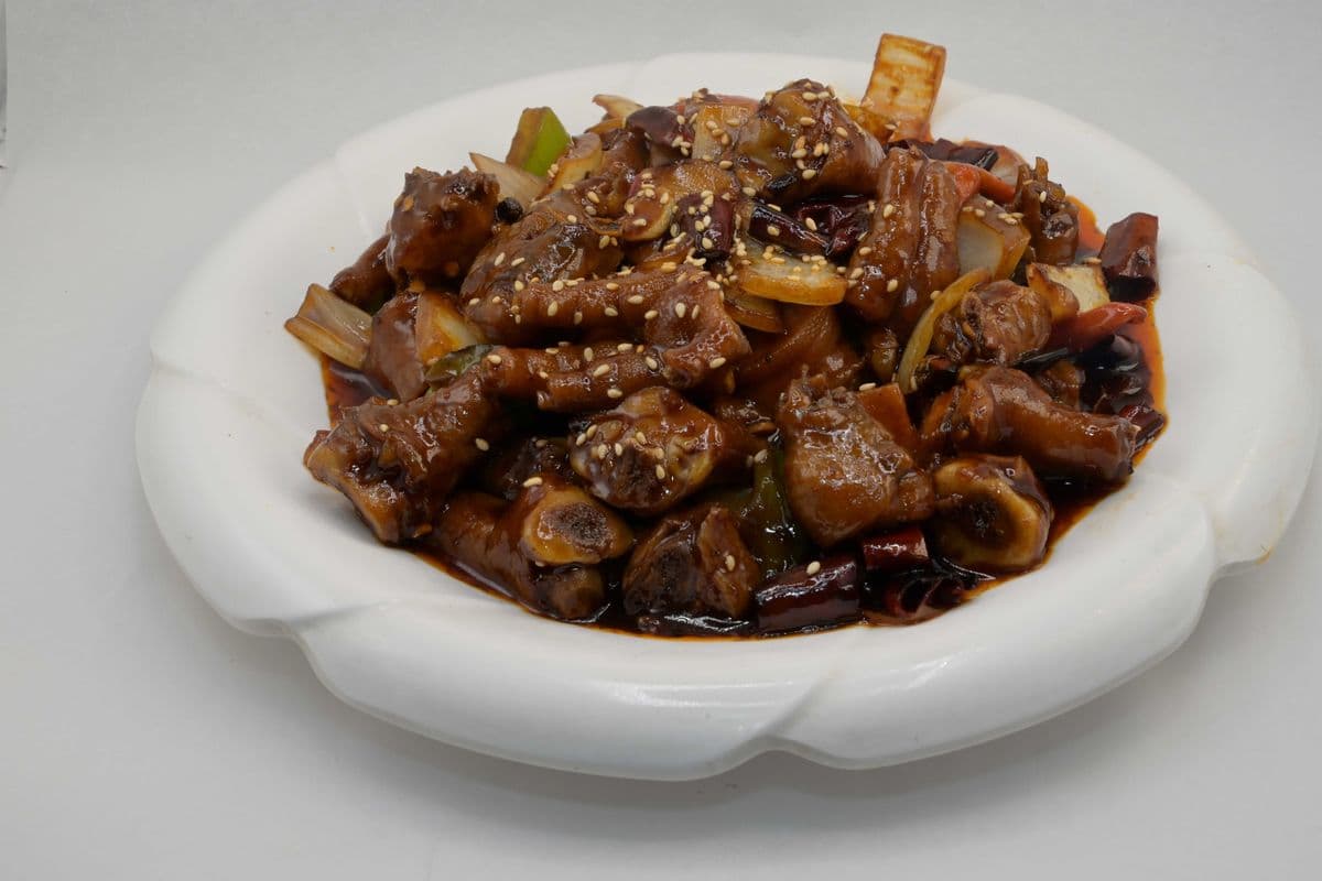 Spicy Fried Chicken Paws 辣炒鸡脚