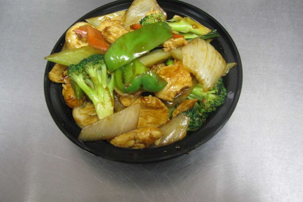 Moo Goo Gai Pan 鸡加菜