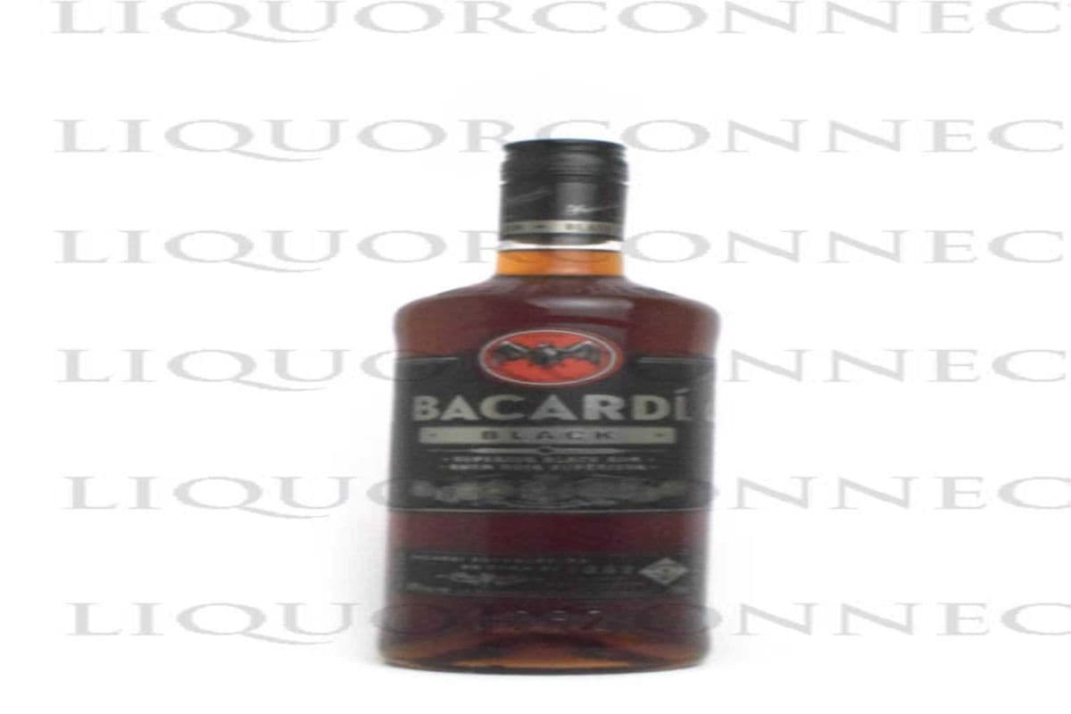 BACARDI BLACK RUM 750 ML (1 x 750 ML)