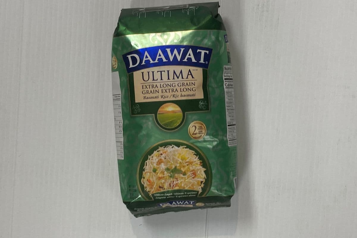 Daawat Ultima Extra Long Grain Basmati (900g) (160 Cal)