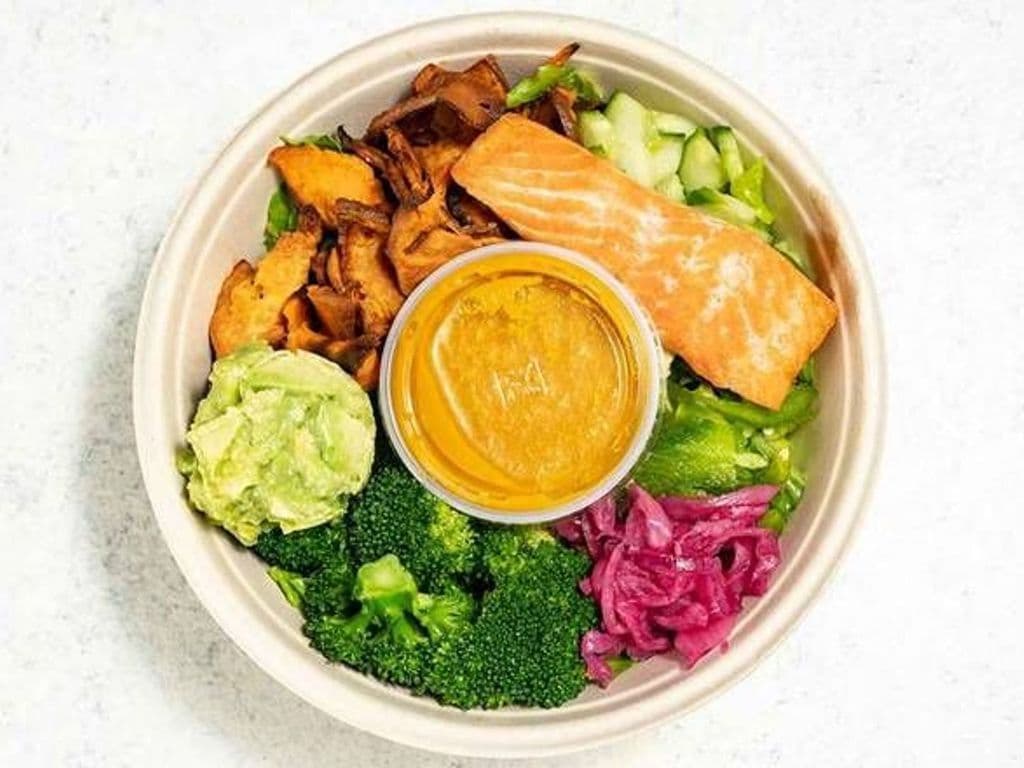 ROASTED SALMON + VEG