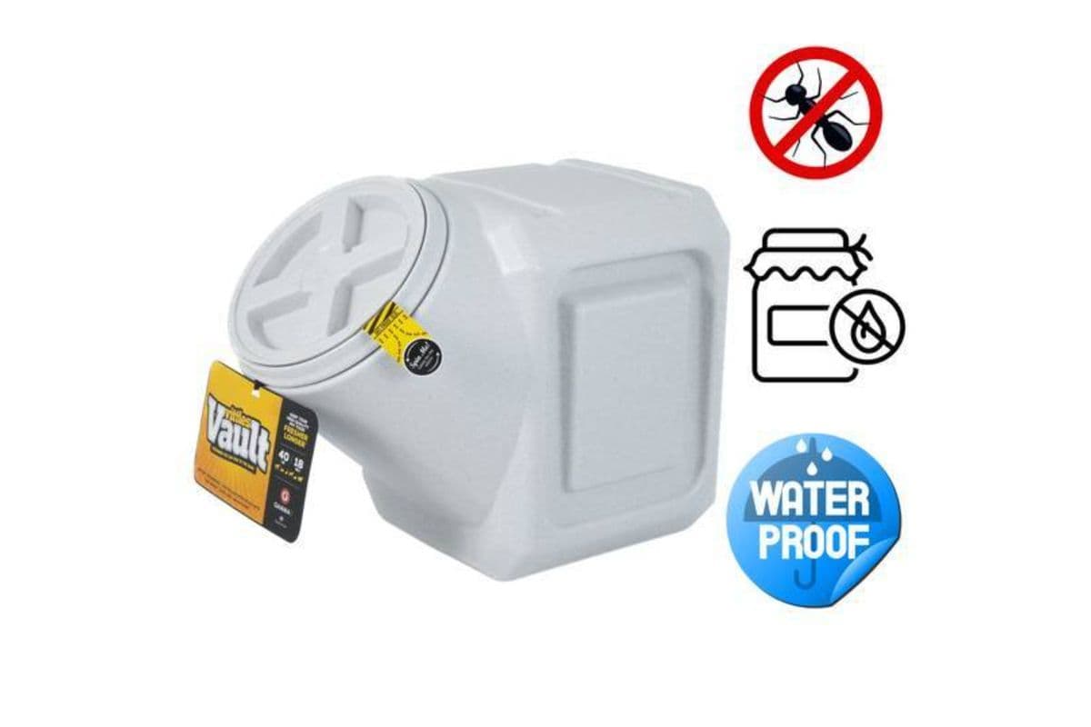 Vittles Vault Food Container Outback Stackable (40 lbs)