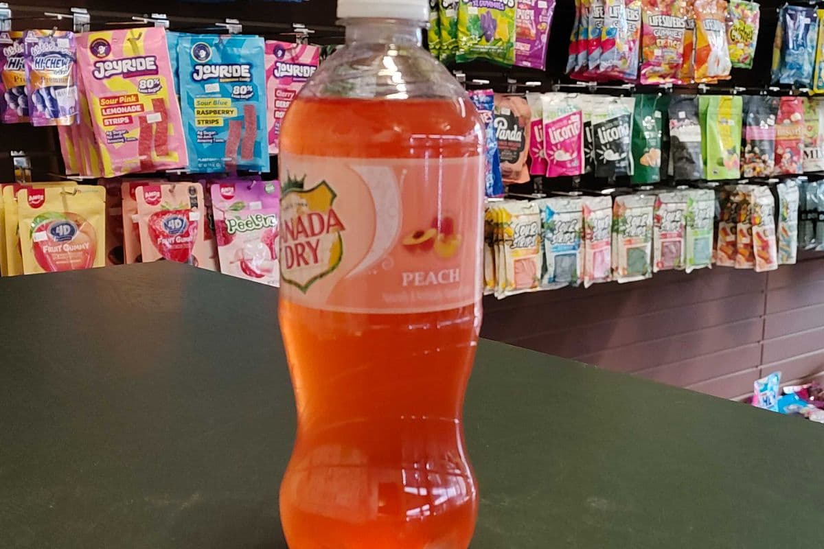 Canada Dry Peach (591 ml) (591ml)