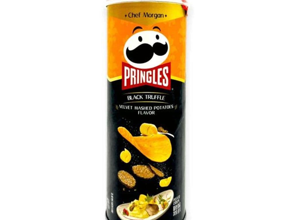 Pringles China (80g) - Black Truffle & Velvet Mashed Potatoes