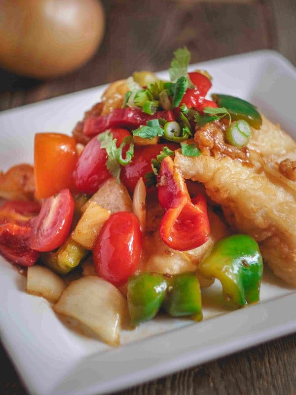 Deep Fried Fish In Tamarind Sauce Poisson Frit À La Sauce Au Tamarin / Poisson frit à la sauce tamarin