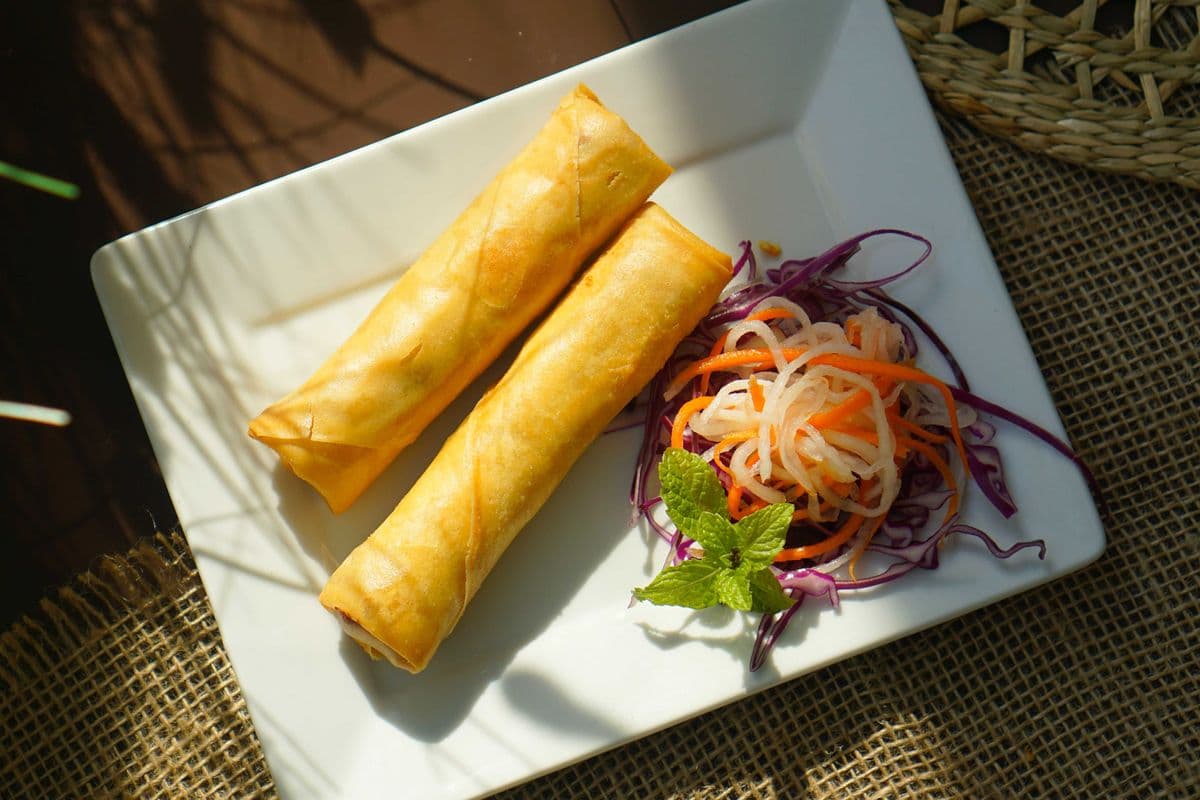 V1. Vegetarian Spring Roll (2pcs) / Chả Giò Chay