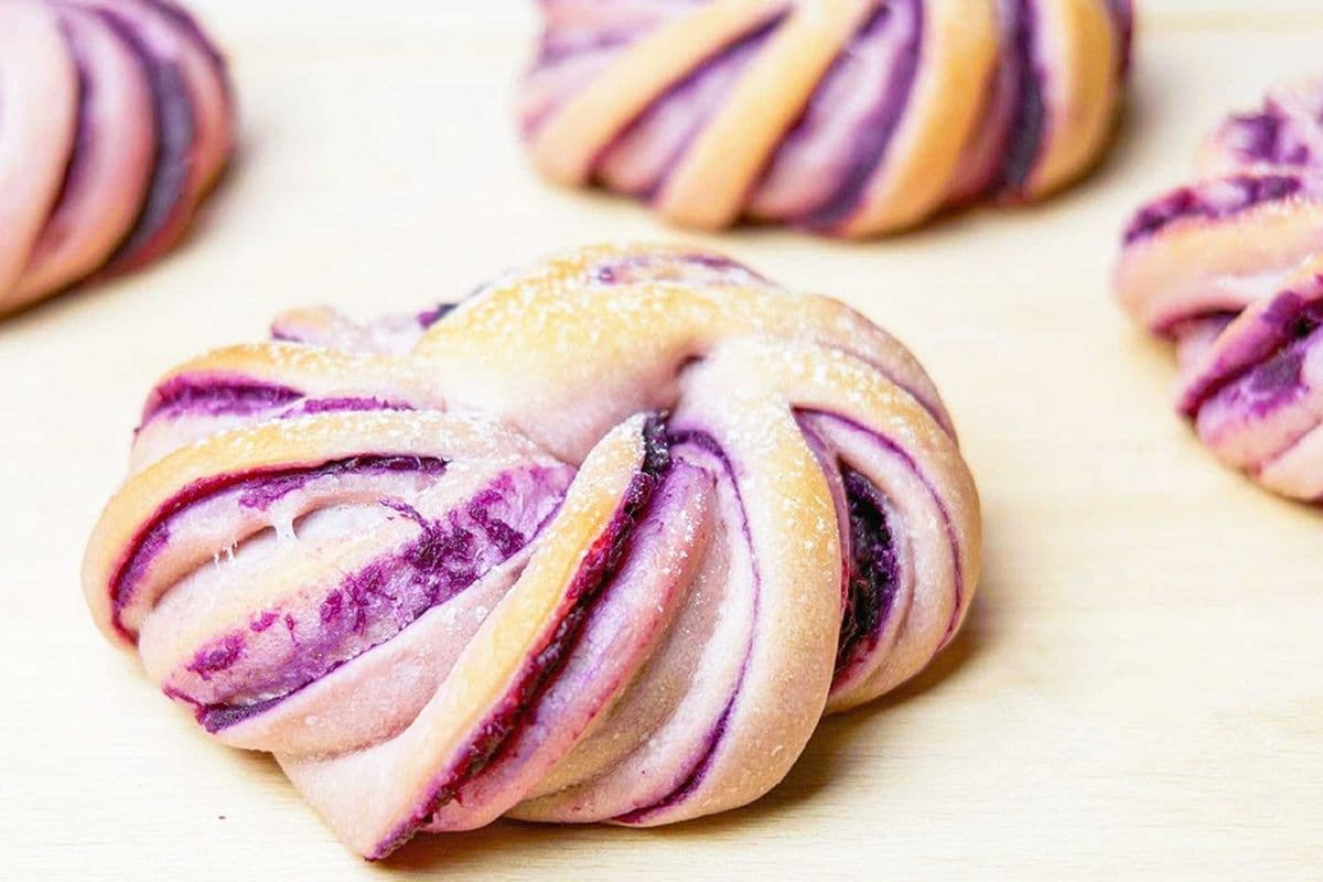 Purple Sweet Potato Bread (100g)