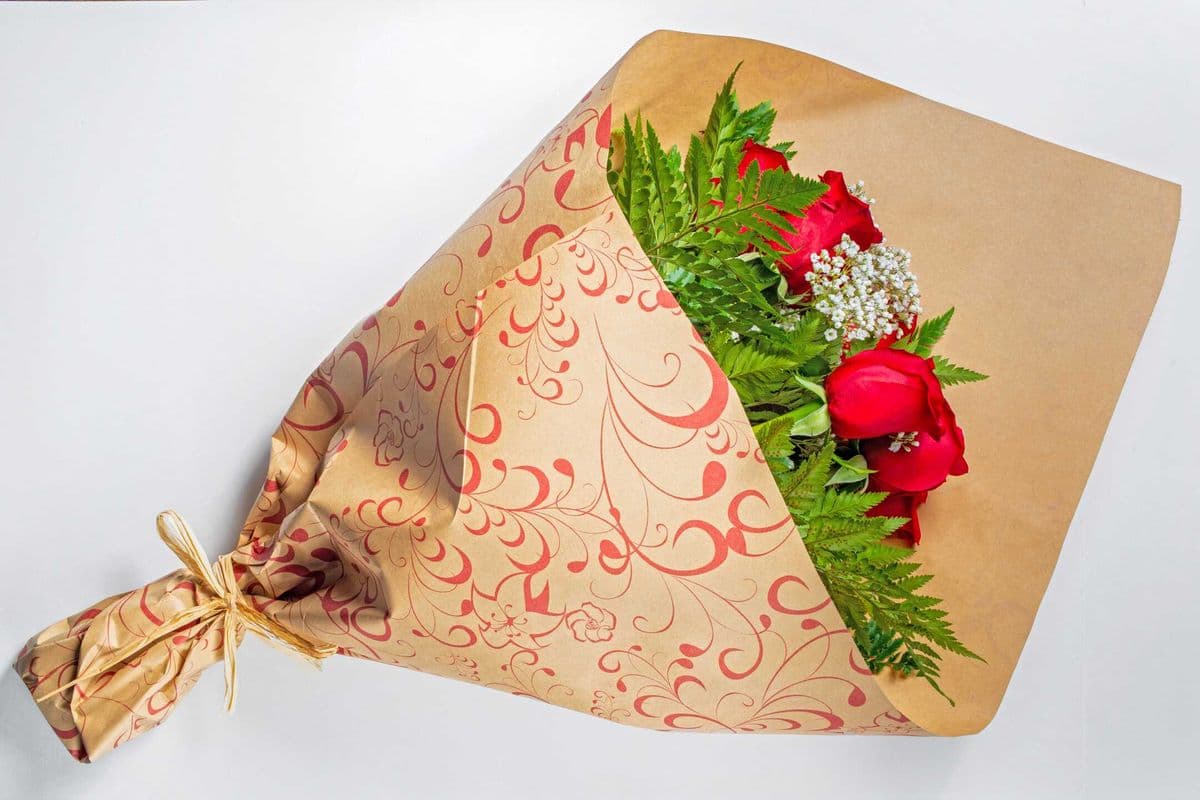 9 Roses Bouquet