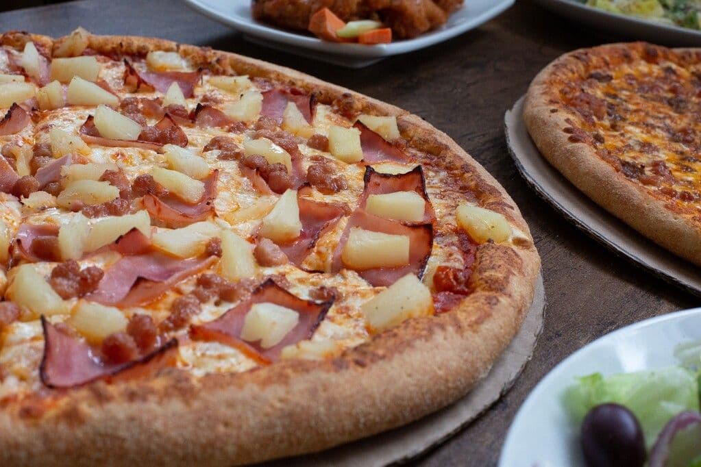 9" Hawaiian Pizza