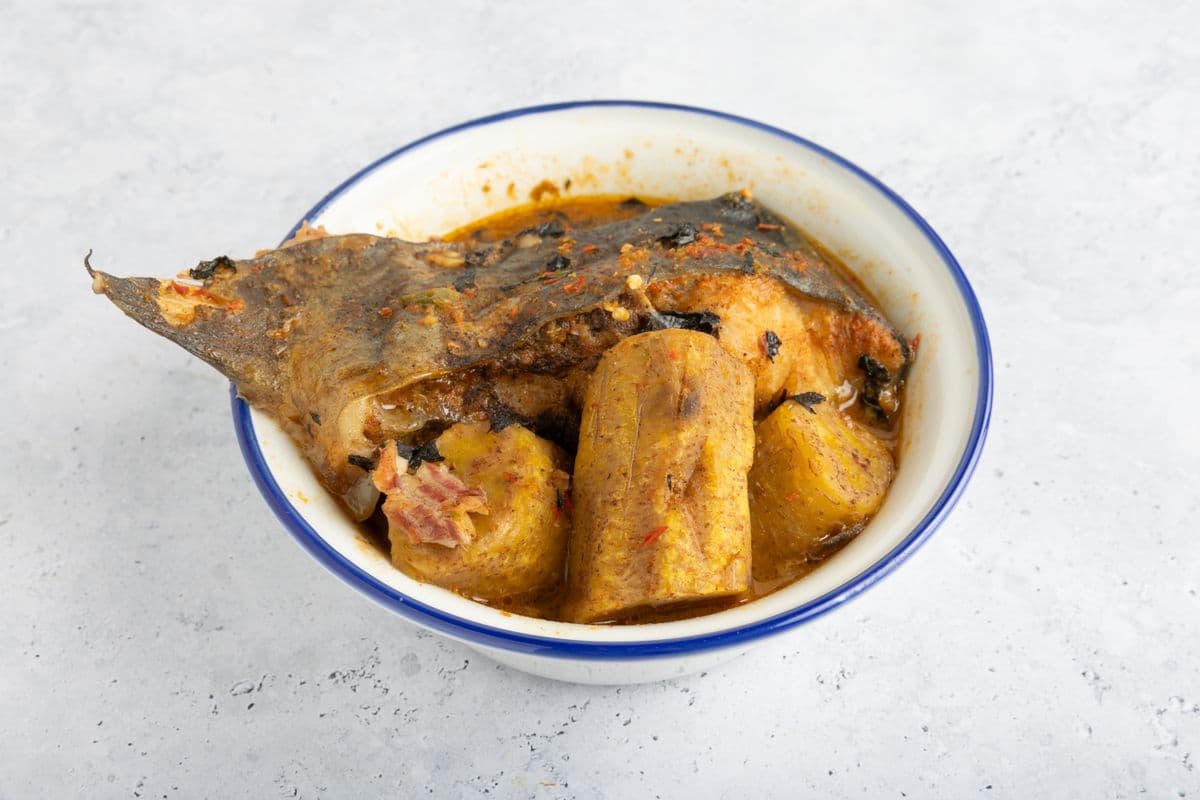 Cat Fish Pepper Soup with Green Plantain