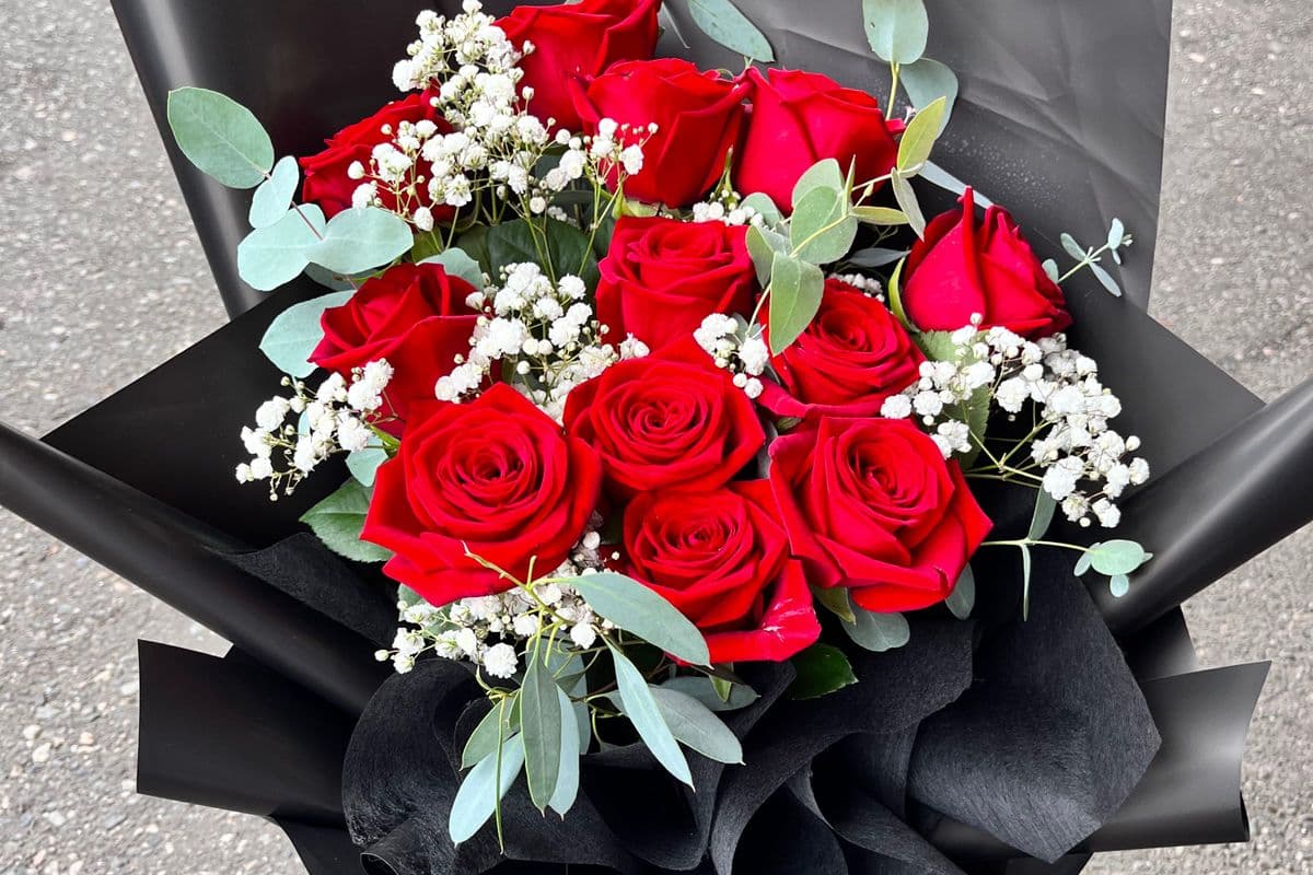 Red Rose Gypsophila Bouquet 红玫瑰满天星花束