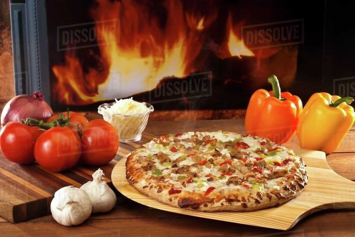 Large 16" Pizza Vegetariana (Vegetarian)