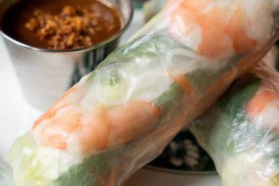 Rouleaux printemps (2pcs) / Spring Roll (2mcx)