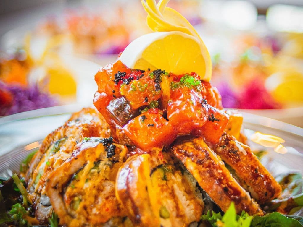 Volcano Roll (Salmon)