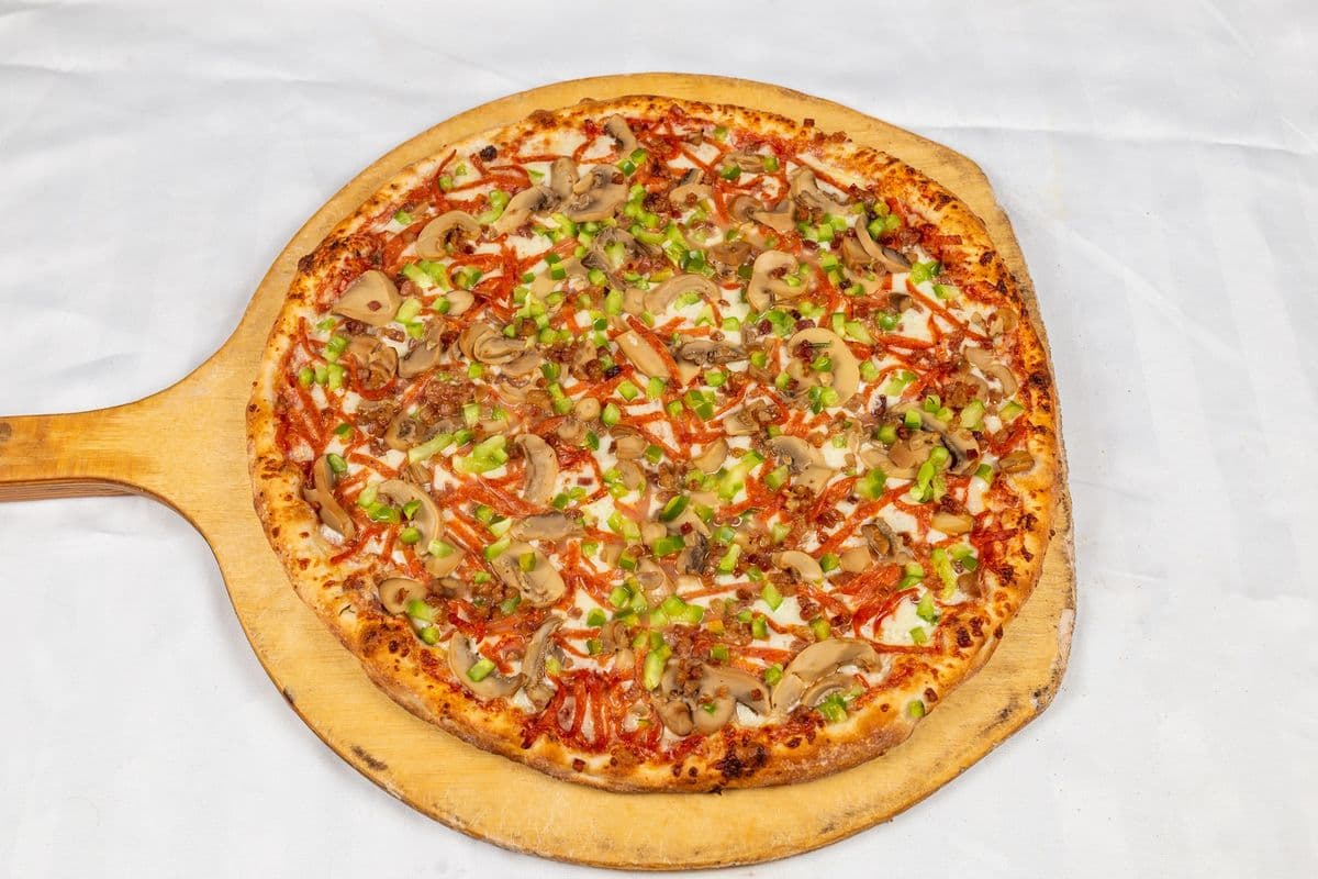 Large-Sized Super Specialty Pizza