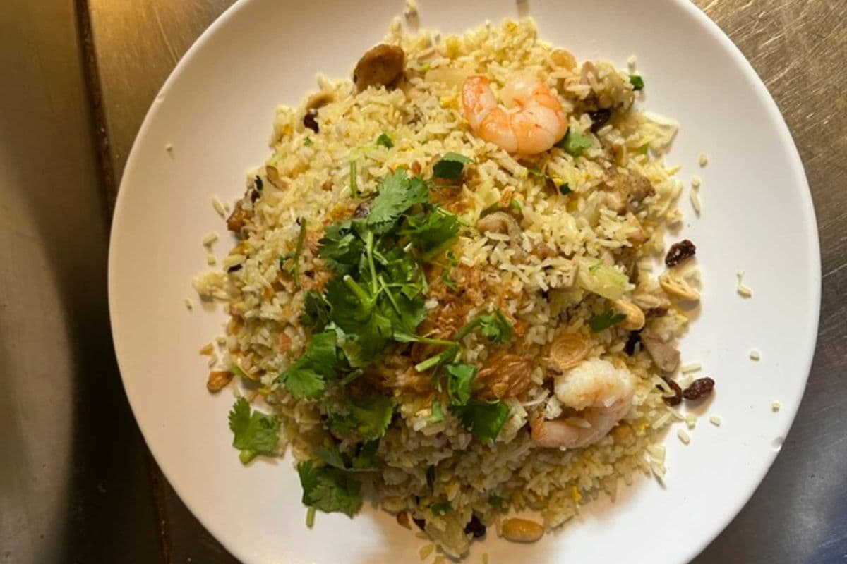 Pineapple Fried Rice 菠蘿炒飯