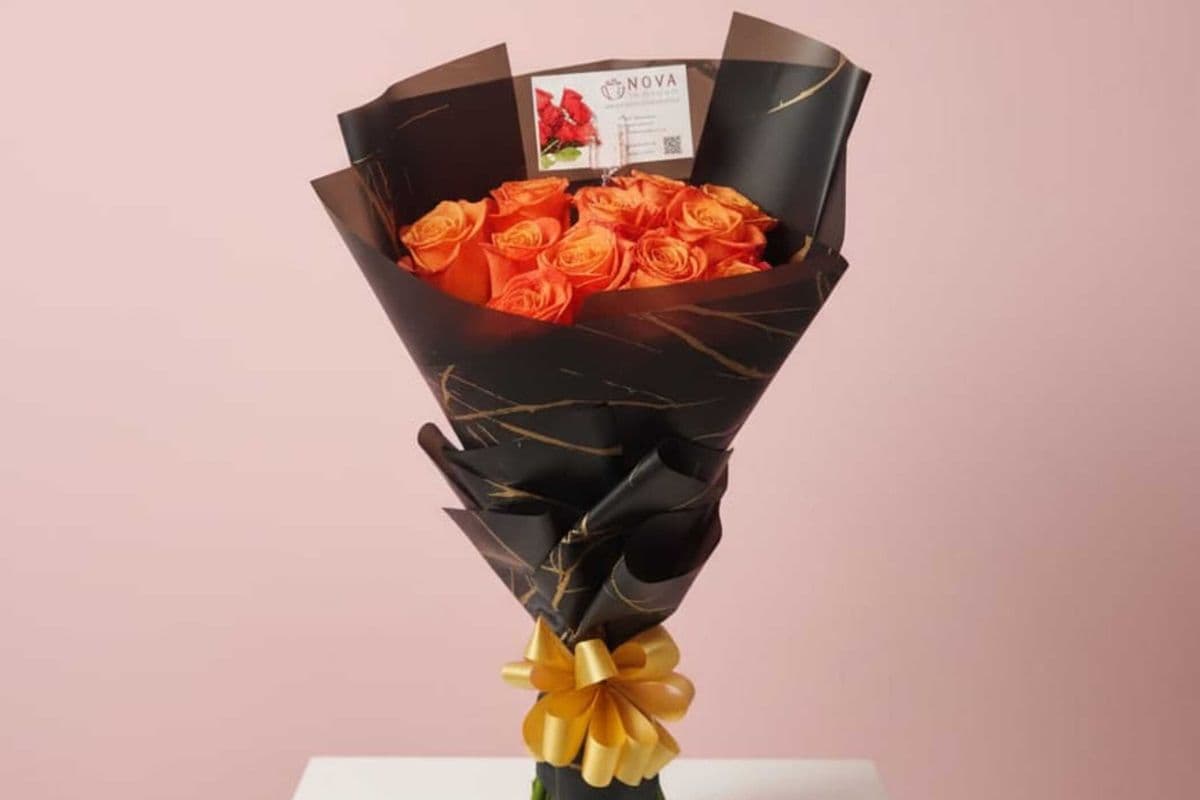 Orange Roses Calgary – Bright & Fresh Solid Bouquet