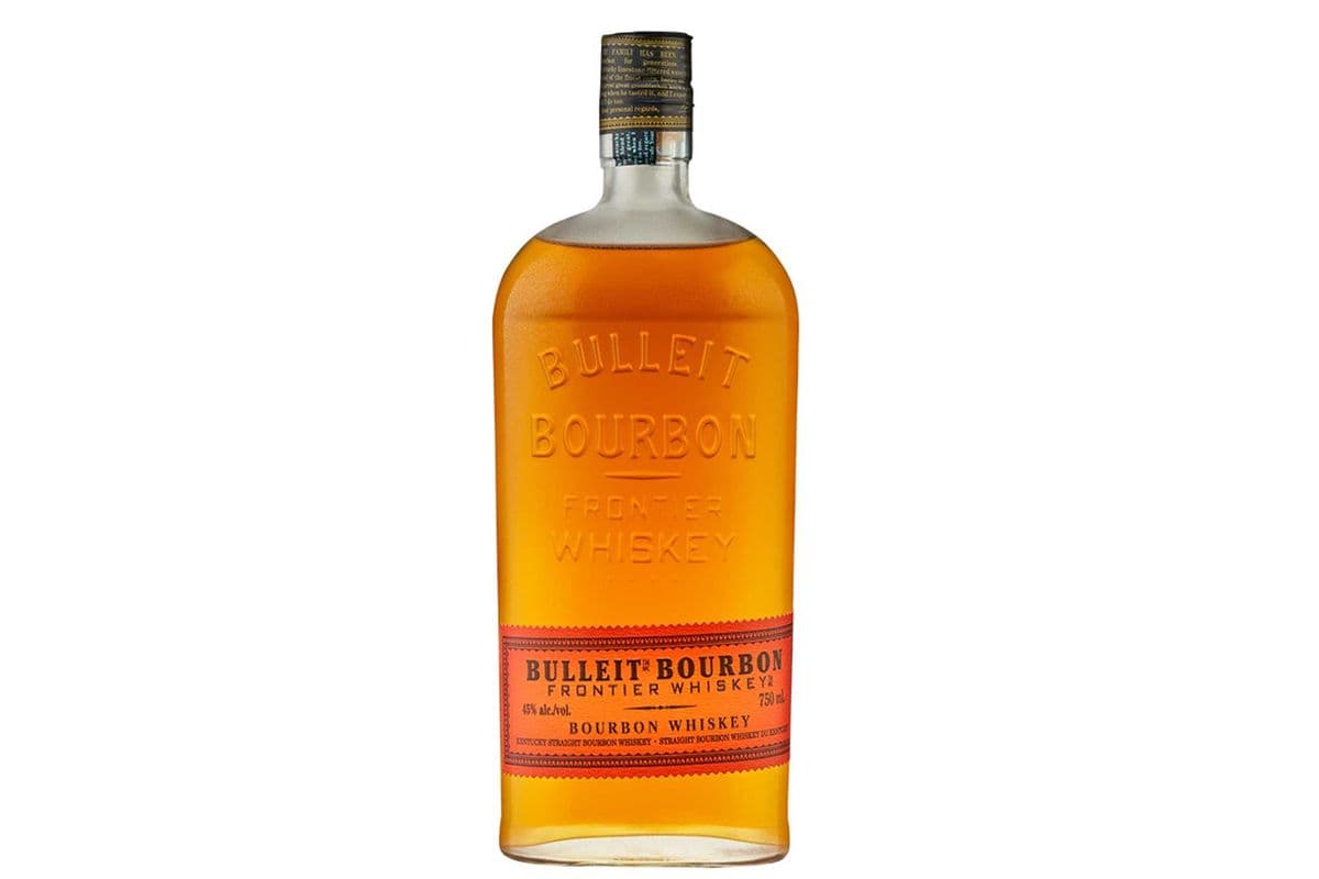 BULLEIT BOURBON FRONTIER WHISKEY 750 ML (1 x 750 ML)