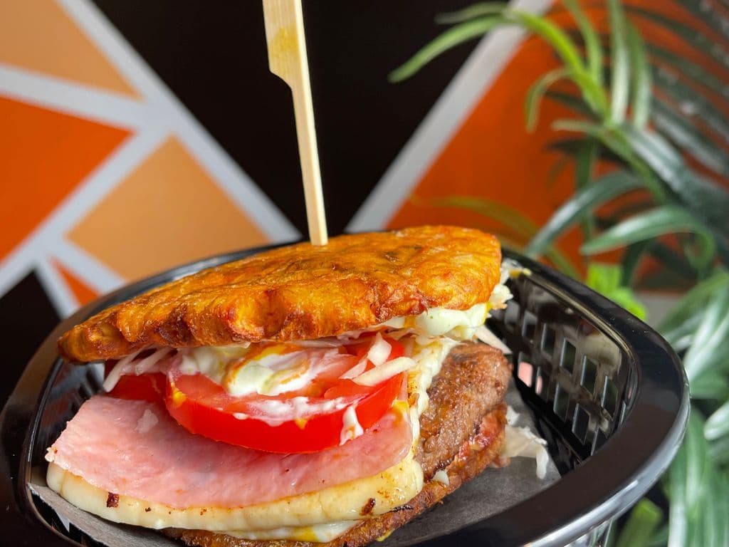 Toston Burger Combo