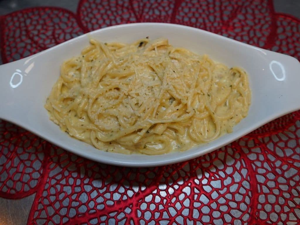Chicken Alfredo Fettuccini