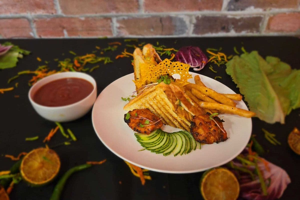 Chicken Tikka Grilled Sandwich