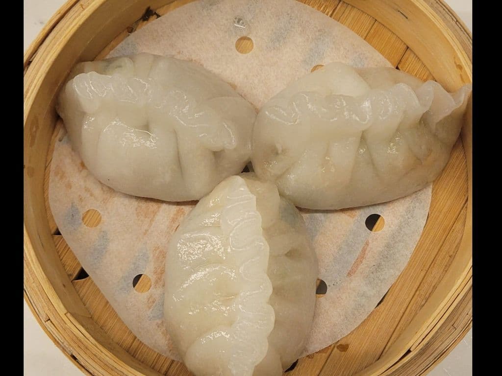 ST6 Chiu Chow Style dumpling w/ Chicken & Nuts 潮州粉果
