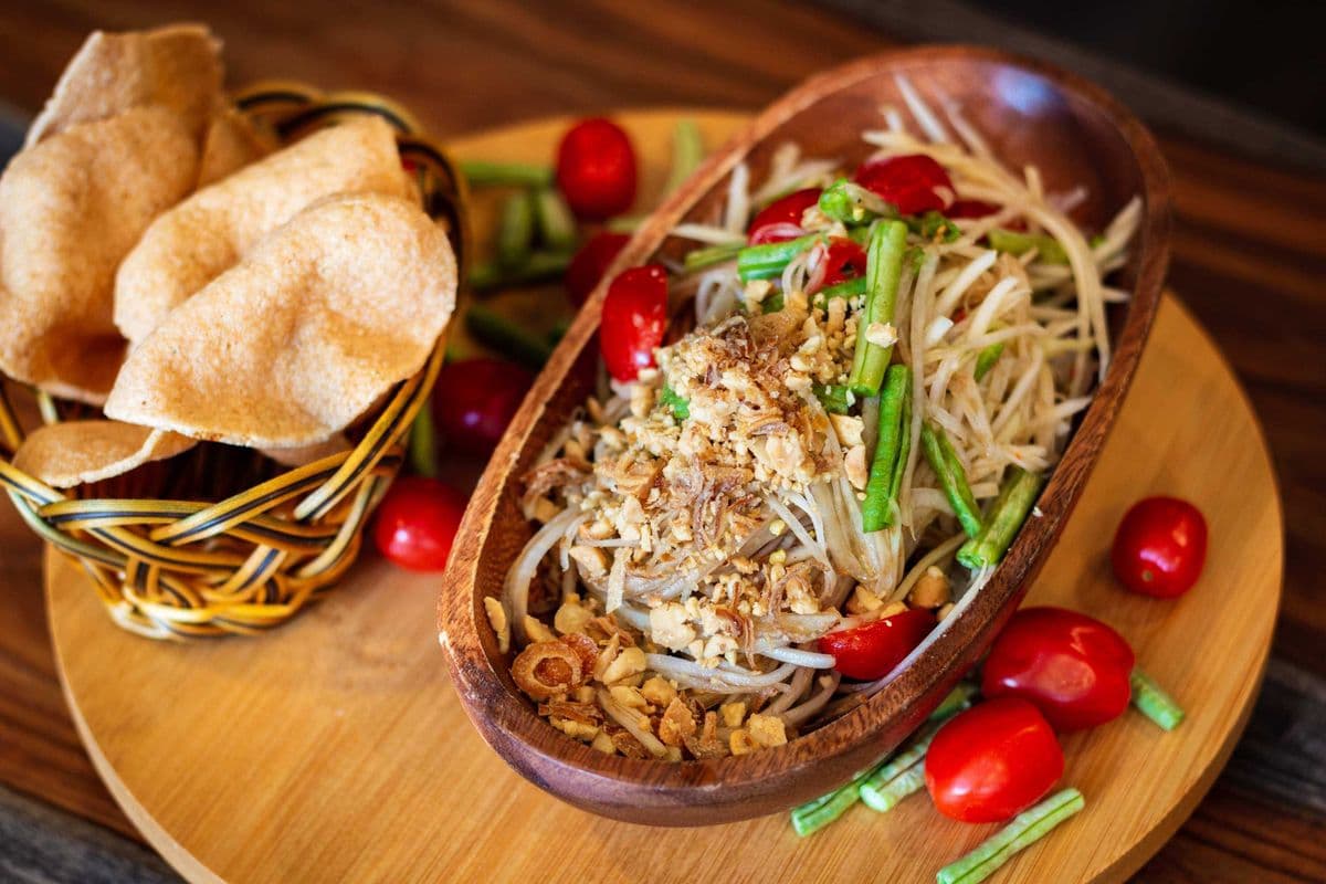 A9 .Som Tum (Papaya Salad)