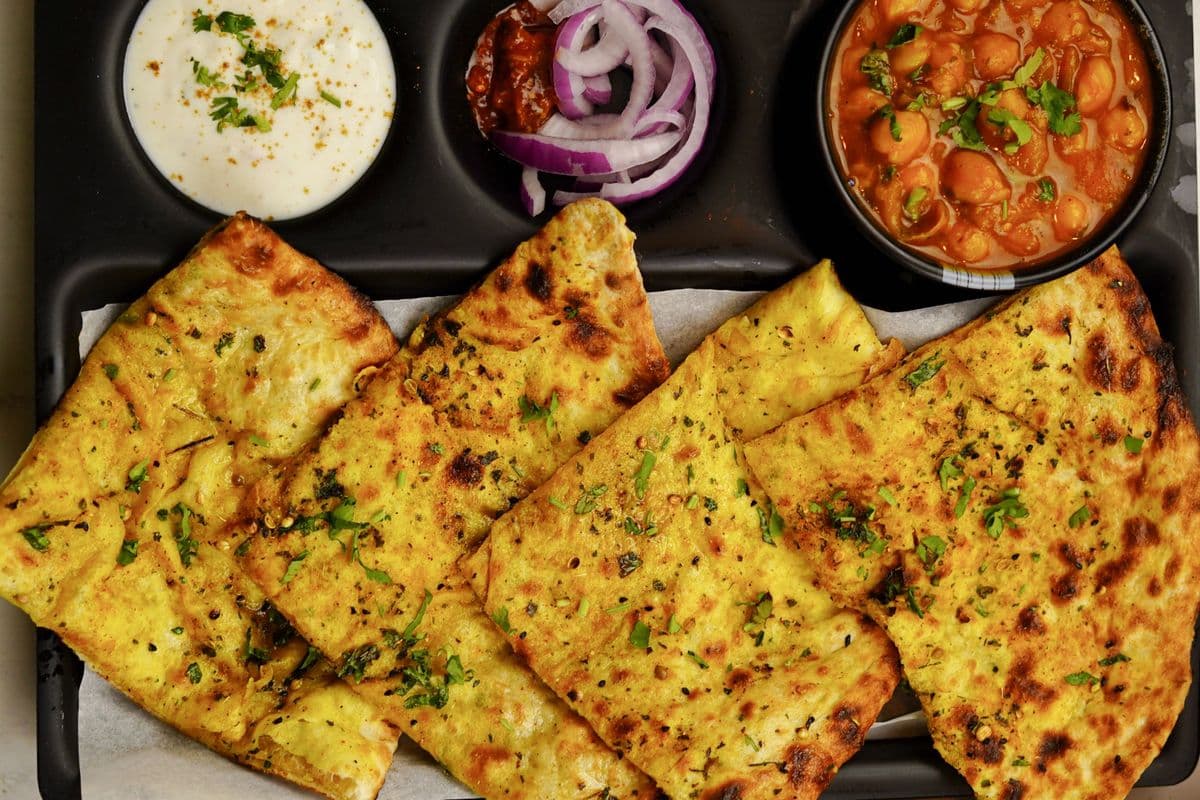 Amritsari Kulcha combo