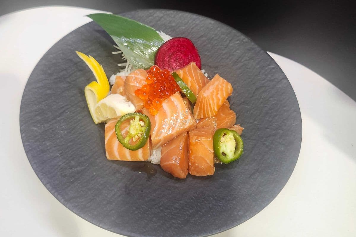 Salmon Zuke Don