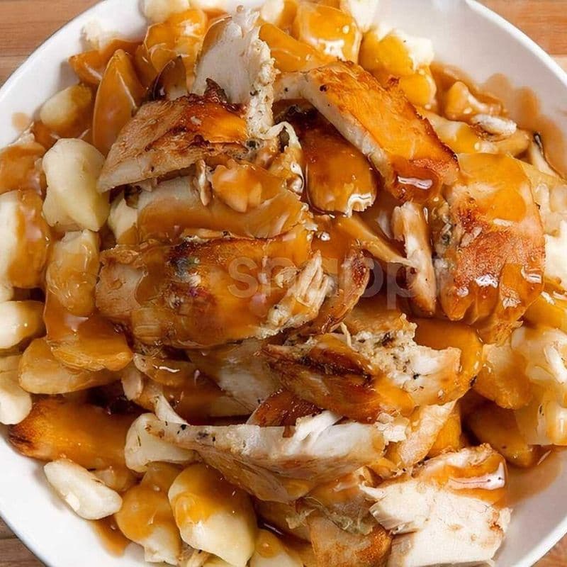 Poutine gyro au poulet Arahova