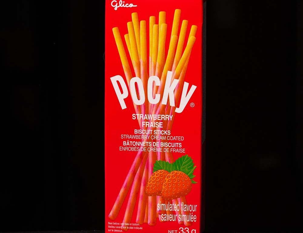 Pocky Strawberry