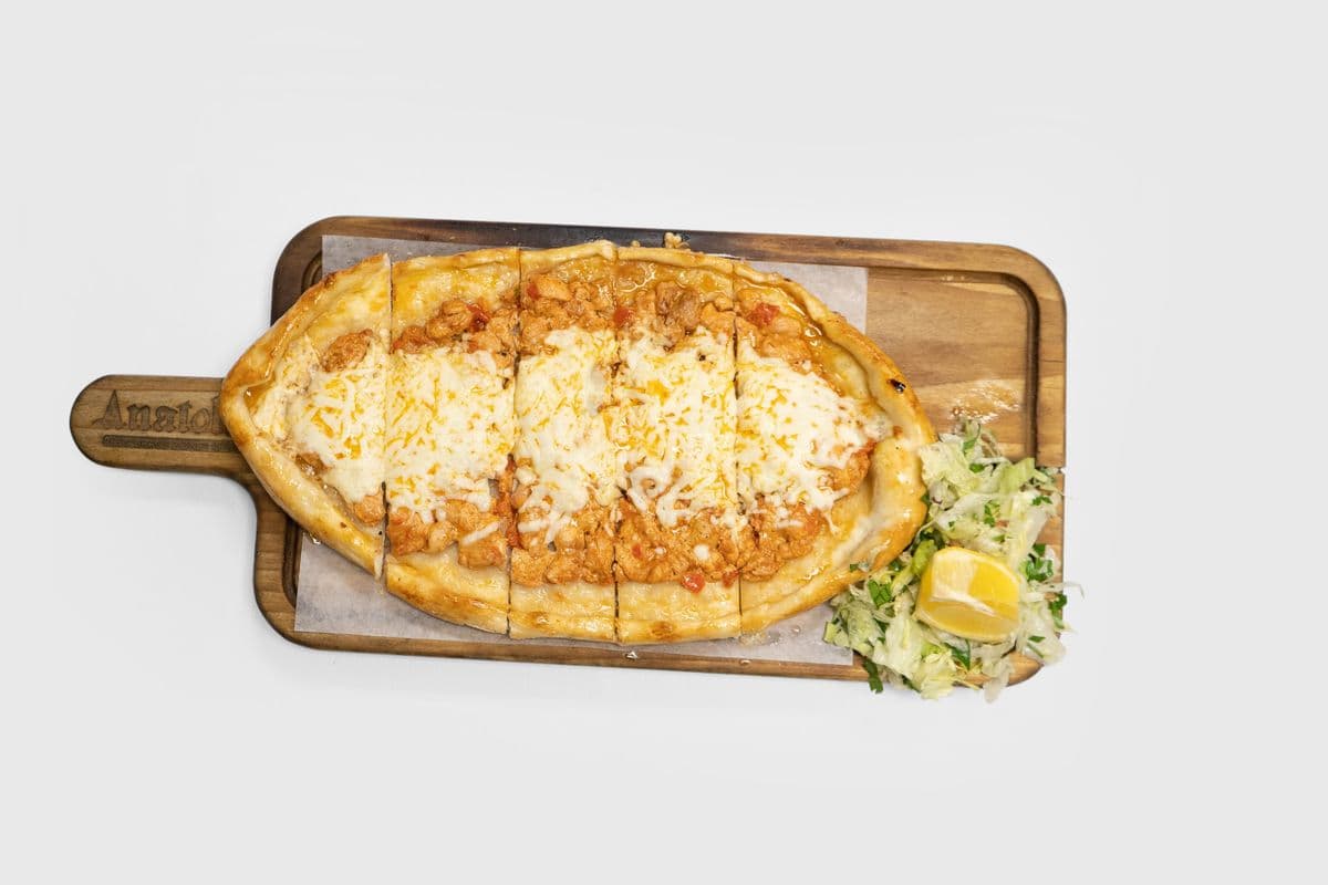 Pide au poulet / Chicken Pide