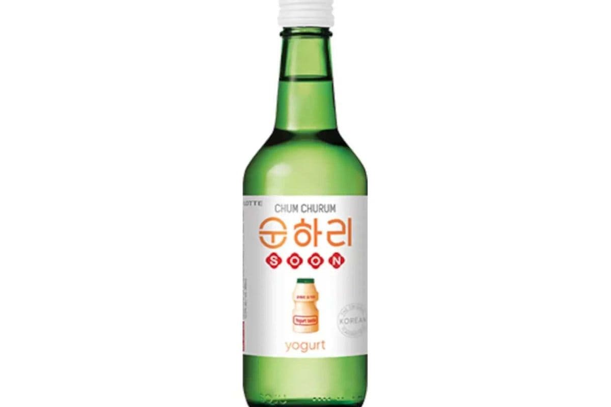 Chum Churum Yogurt Soju (1 x 360 ml Bottle)