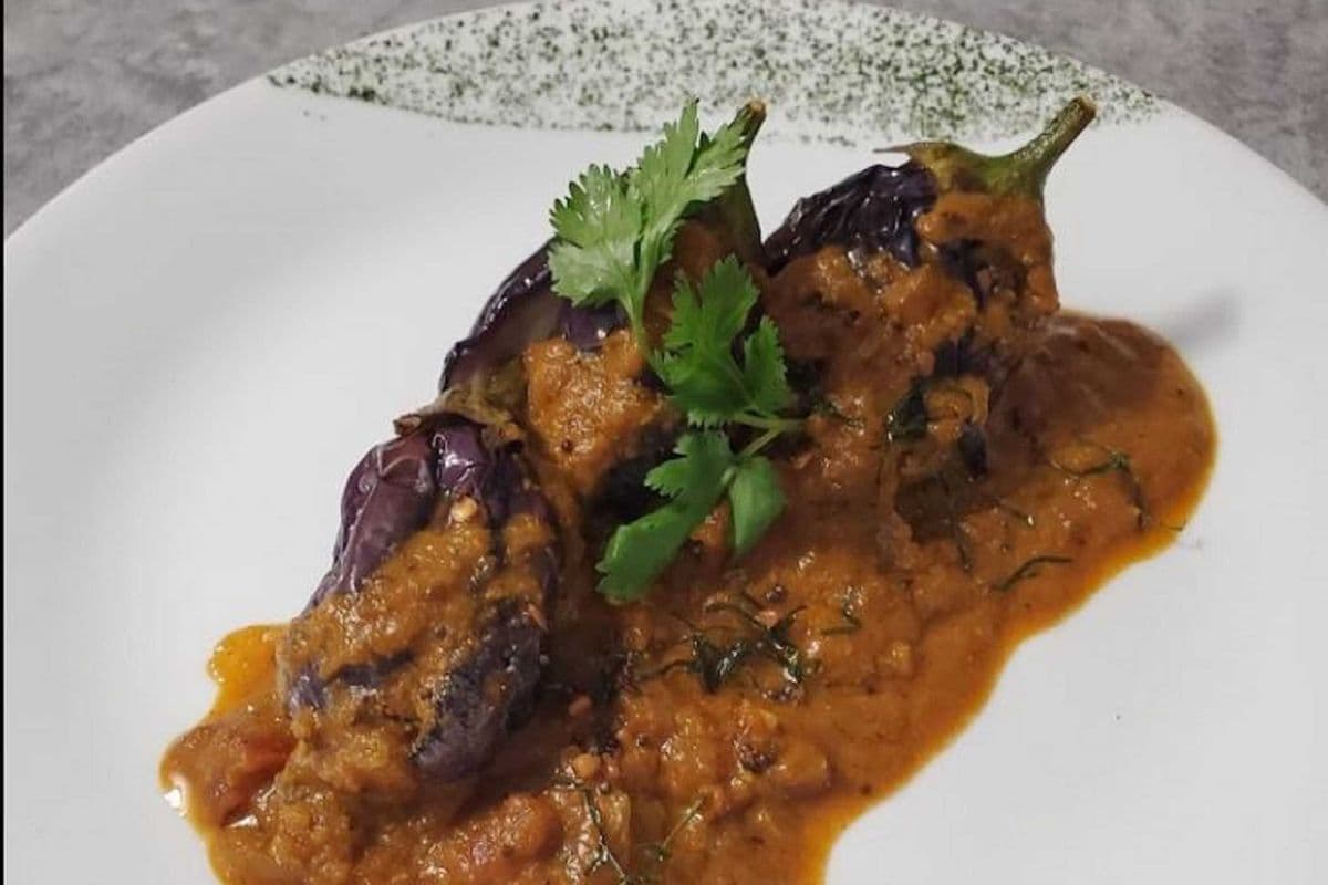 Guthi Vankaya (Baby Eggplant)