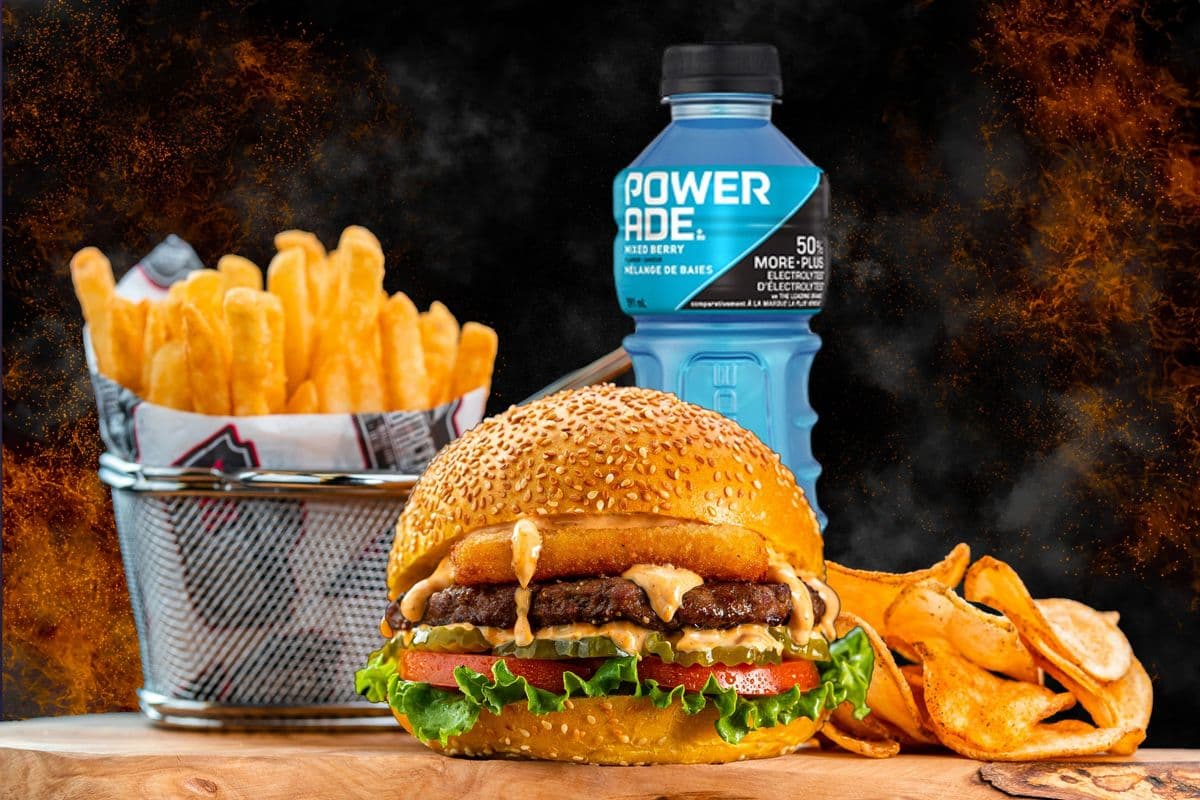 #8 TRIO BURGER MOZZA. FRITE