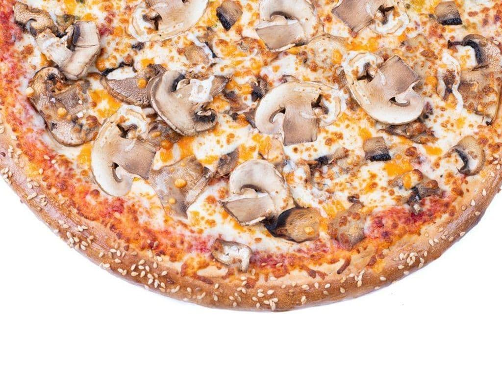 Medium Garlic Lover Pizza