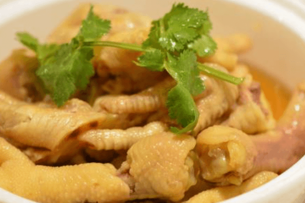 18. Chicken Claw in Wine Sauce 香糟鳳爪