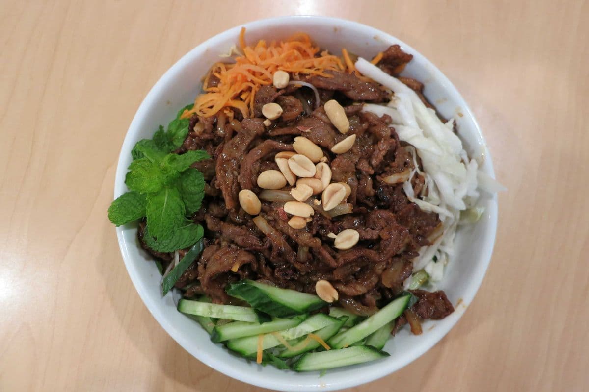 L2- Lemongrass Stir Fried with Pork (Bowl)