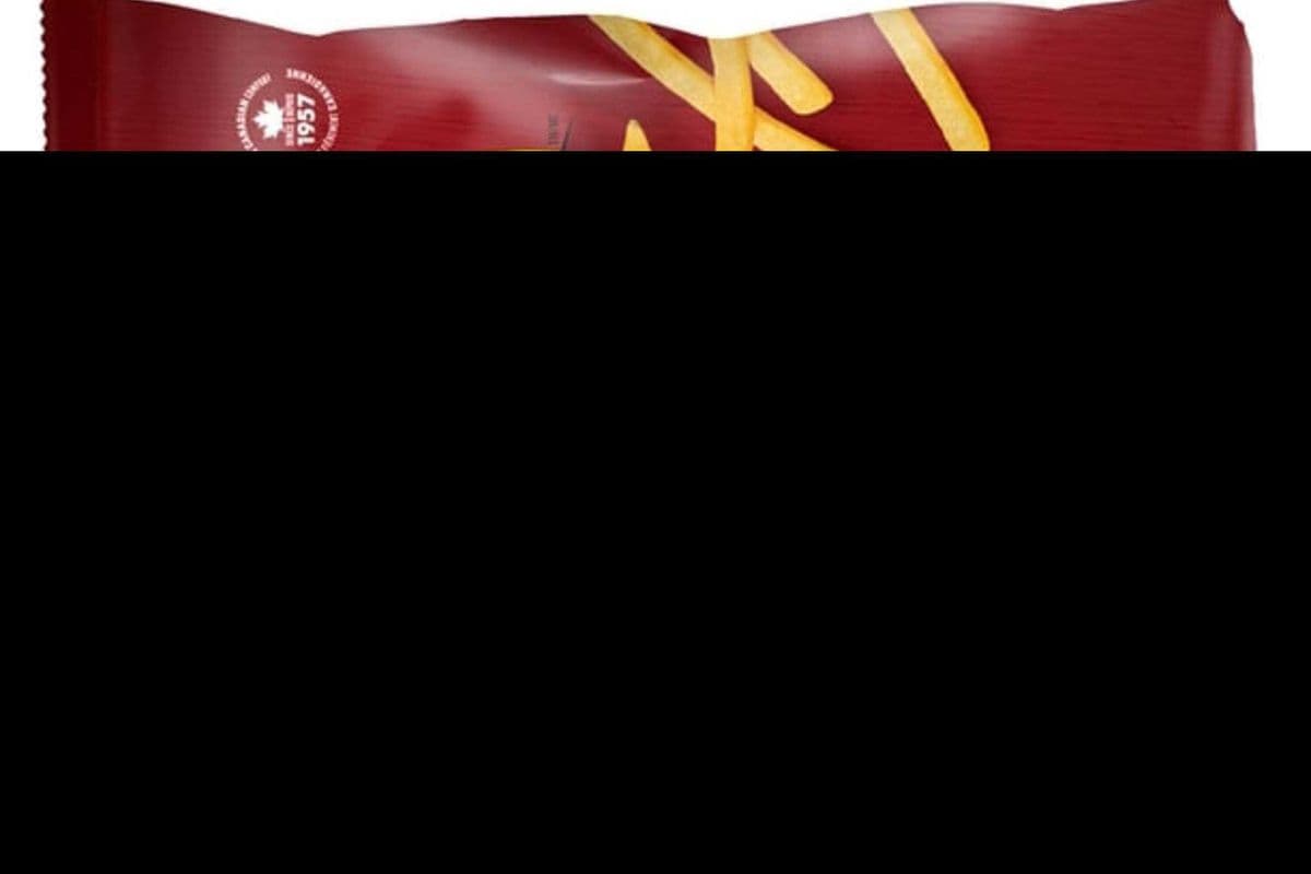 120 McCain® Superfries® Straight Cut Fries, Made in Canada from domestic and imported ingredients (650g)