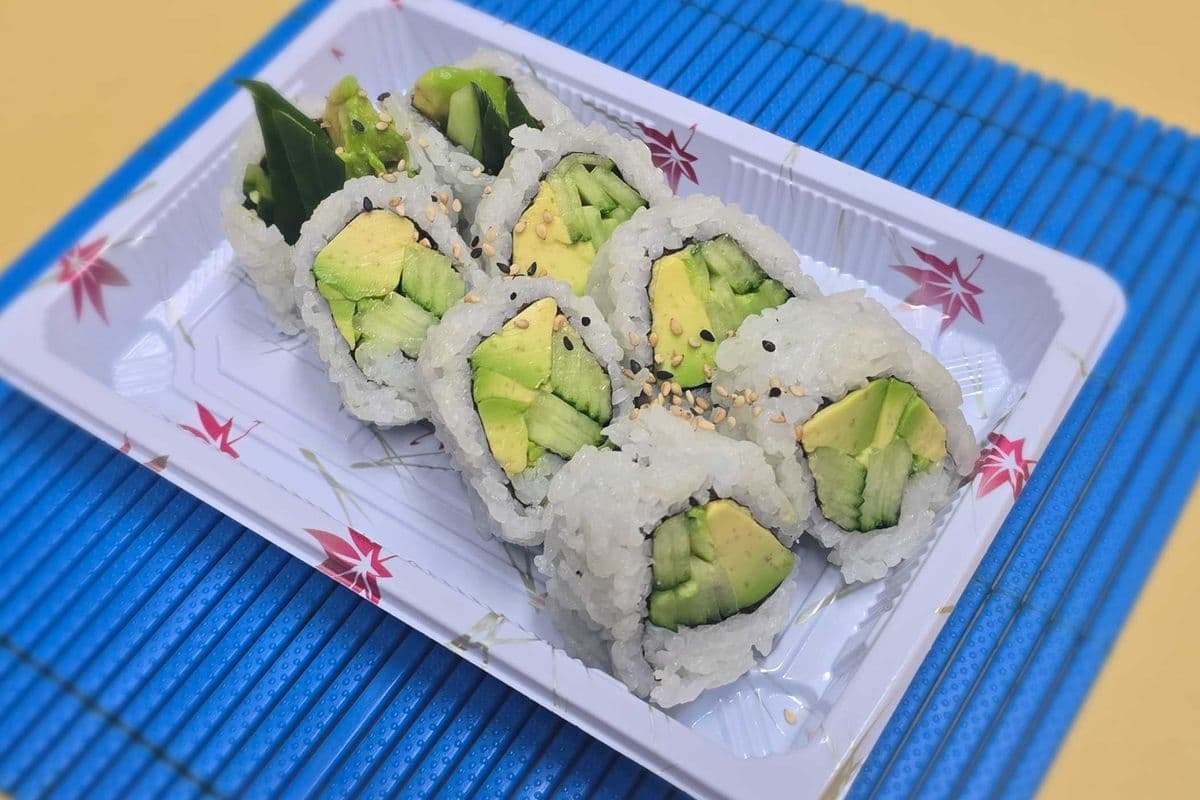Avocado Cucumber Roll