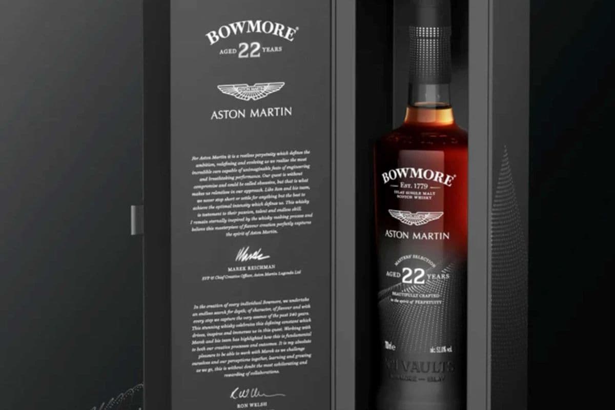 Bowmore Aston Martin 22 Year Old (1 x 750ml)