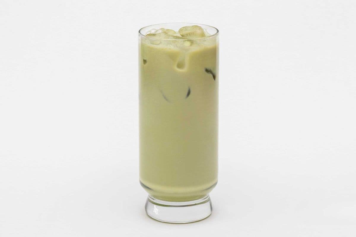 Medium Iced Matcha Latte (16 oz)