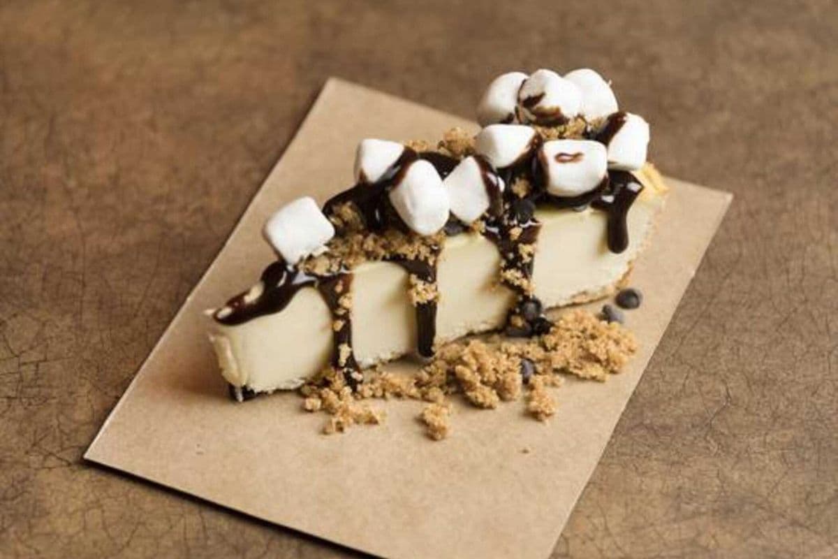 S'more Cheesecake Slice