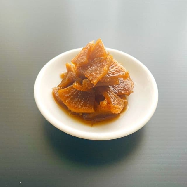 Fukujin Radish pickles (3oz)
