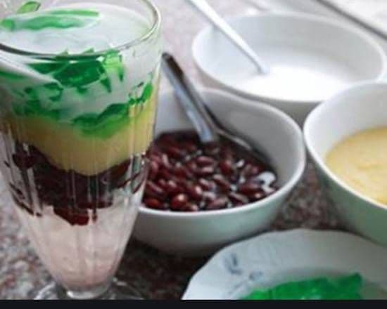 23. Trois couleur au lait de Coco Glacee (Che Ba Mau) 三色冰 / 23. Trois couleur au lait de Coco Glacee (Che Ba Mau)