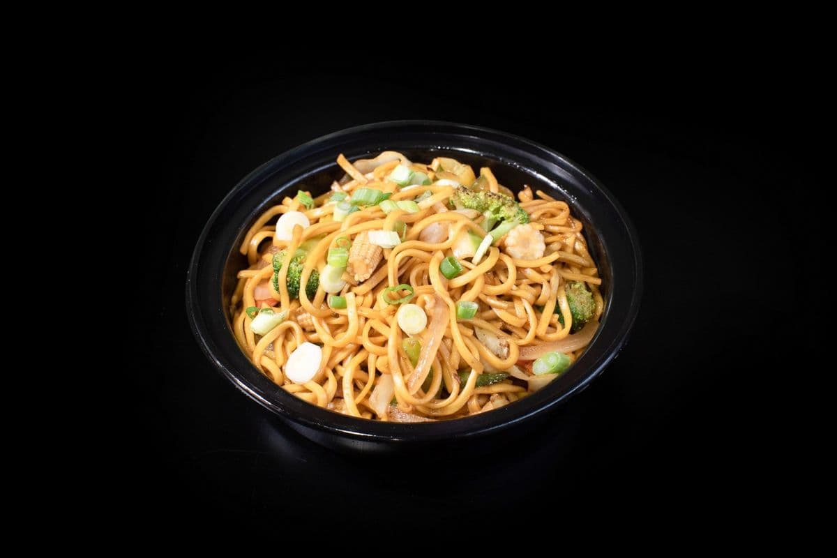 Veggie Hakka Noodles