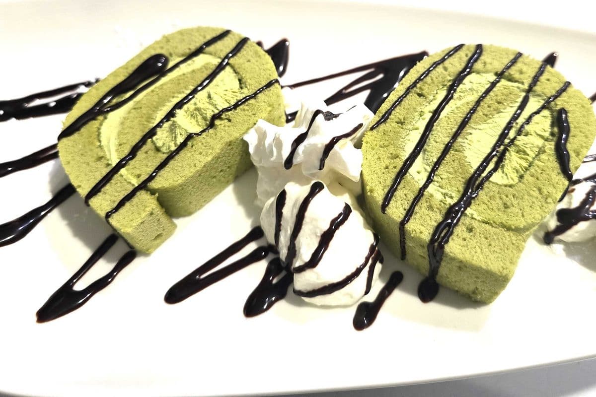 Matcha Swiss Roll