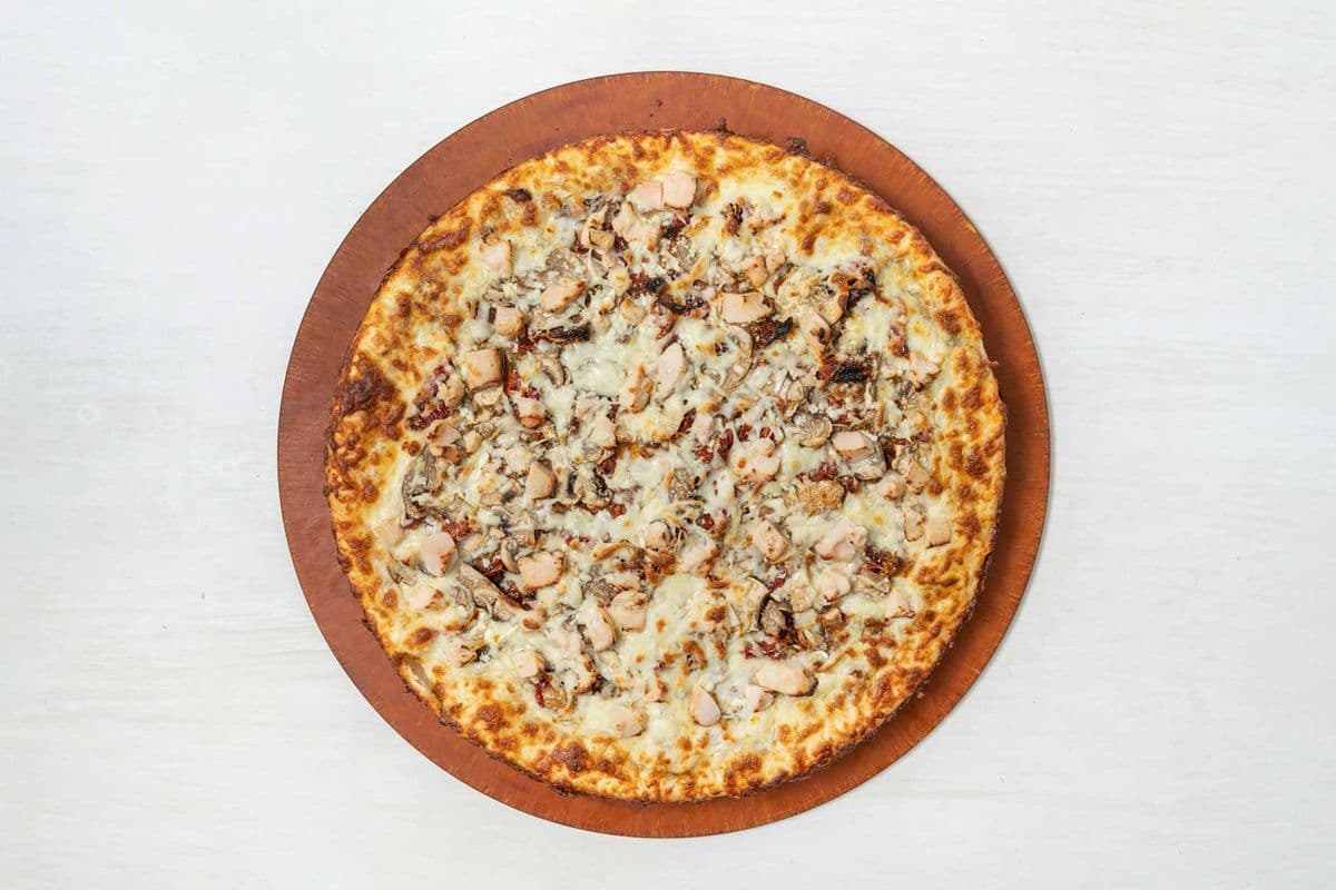 12" Medium Pesto Chicken Pizza